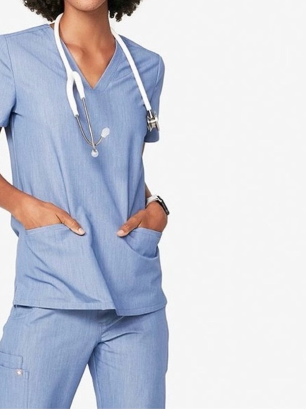 Figs SET Heathered Indigo Light Blue Women's Scrub Top and Jogger Pants Set